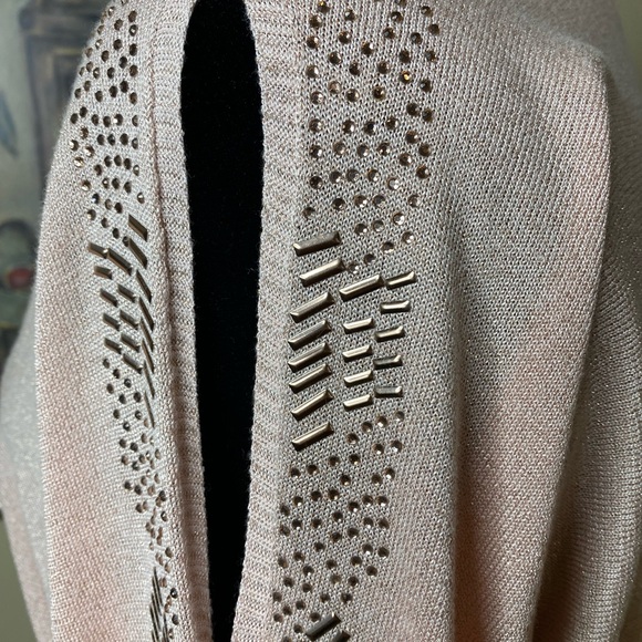 Dress Barn Pink Sweater w/Cold Shoulder Sleeves - Picture 3 of 8